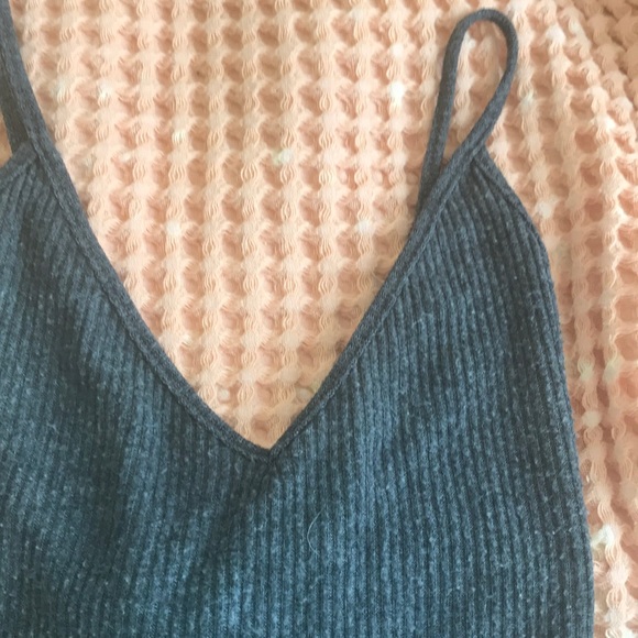 Brandy Melville crop top - Picture 2 of 4